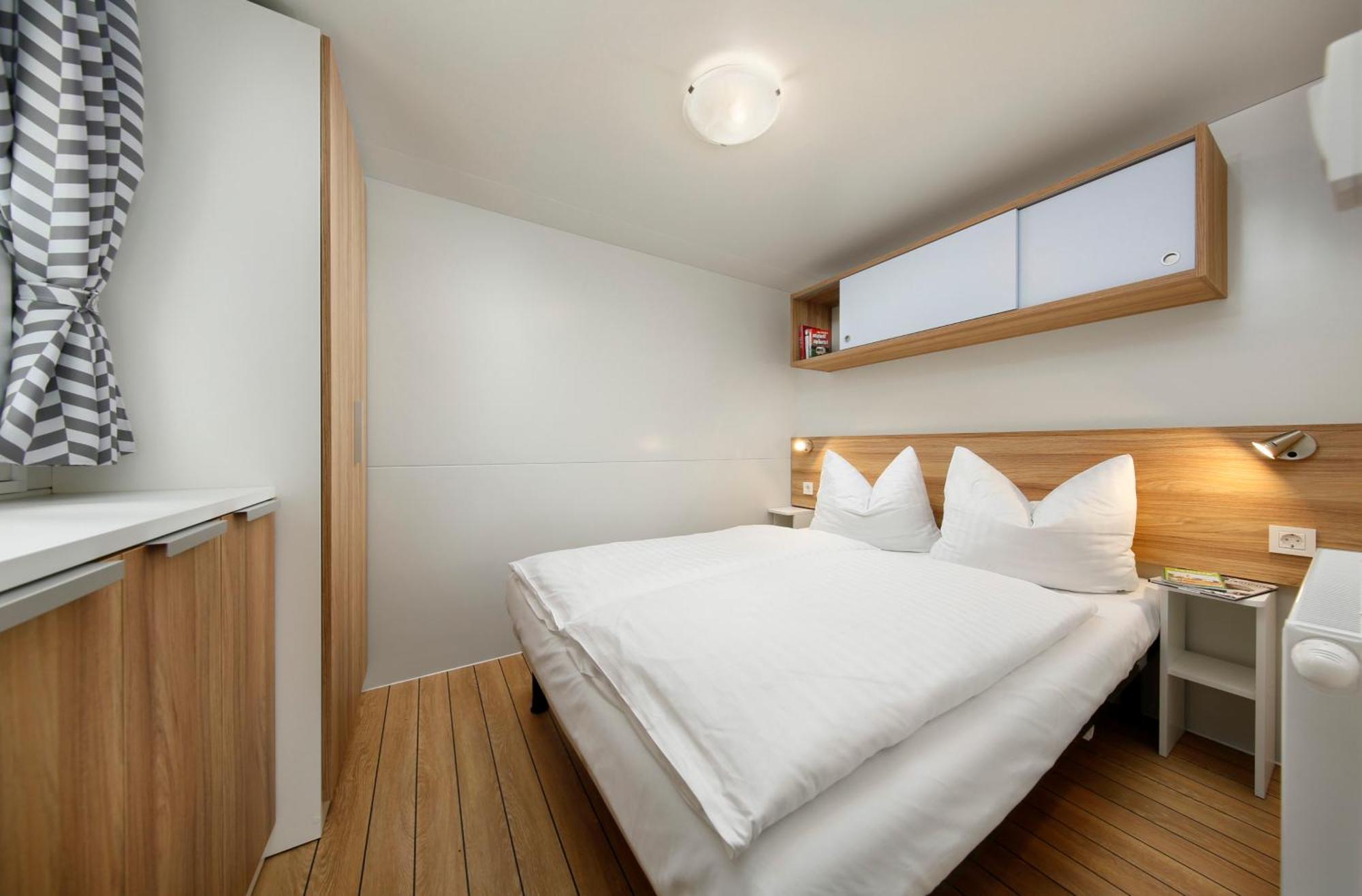 Albatross Mobile Homes On Camping El Pla De Mar Мальграт-де-Мар Экстерьер фото
