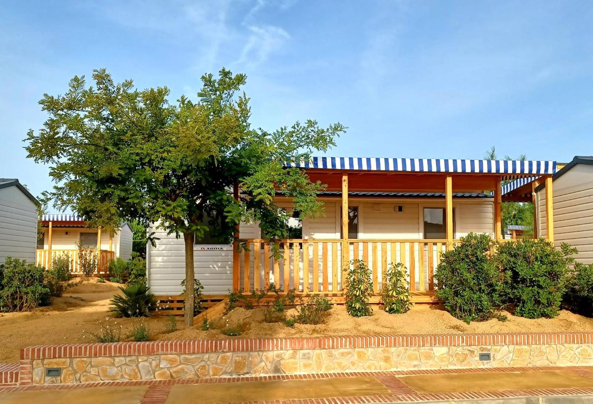 Albatross Mobile Homes On Camping El Pla De Mar Мальграт-де-Мар Экстерьер фото